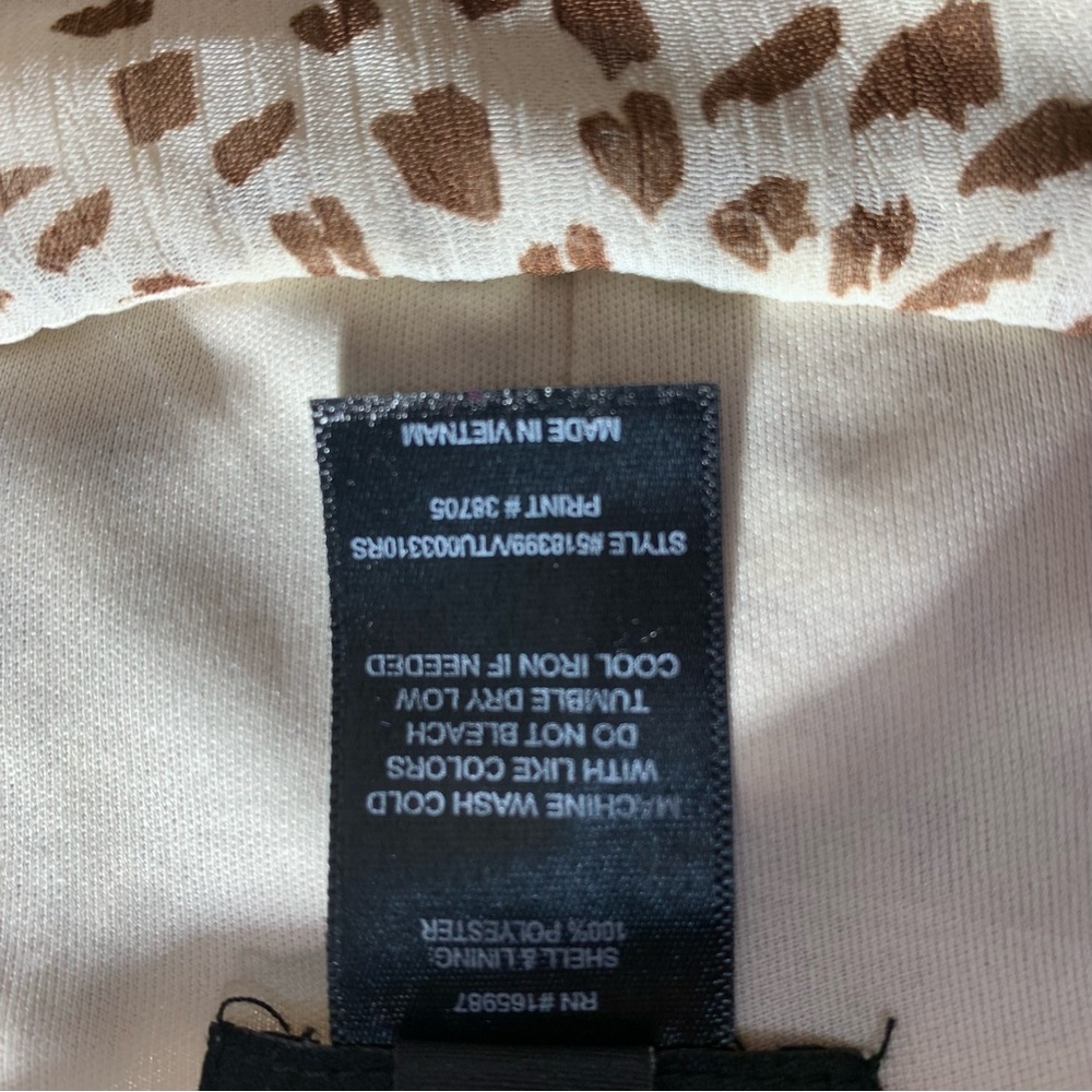 Kate and Lily Women’s Leopard Print Midi Dress SZ Petite 12 - Picture 4 of 5